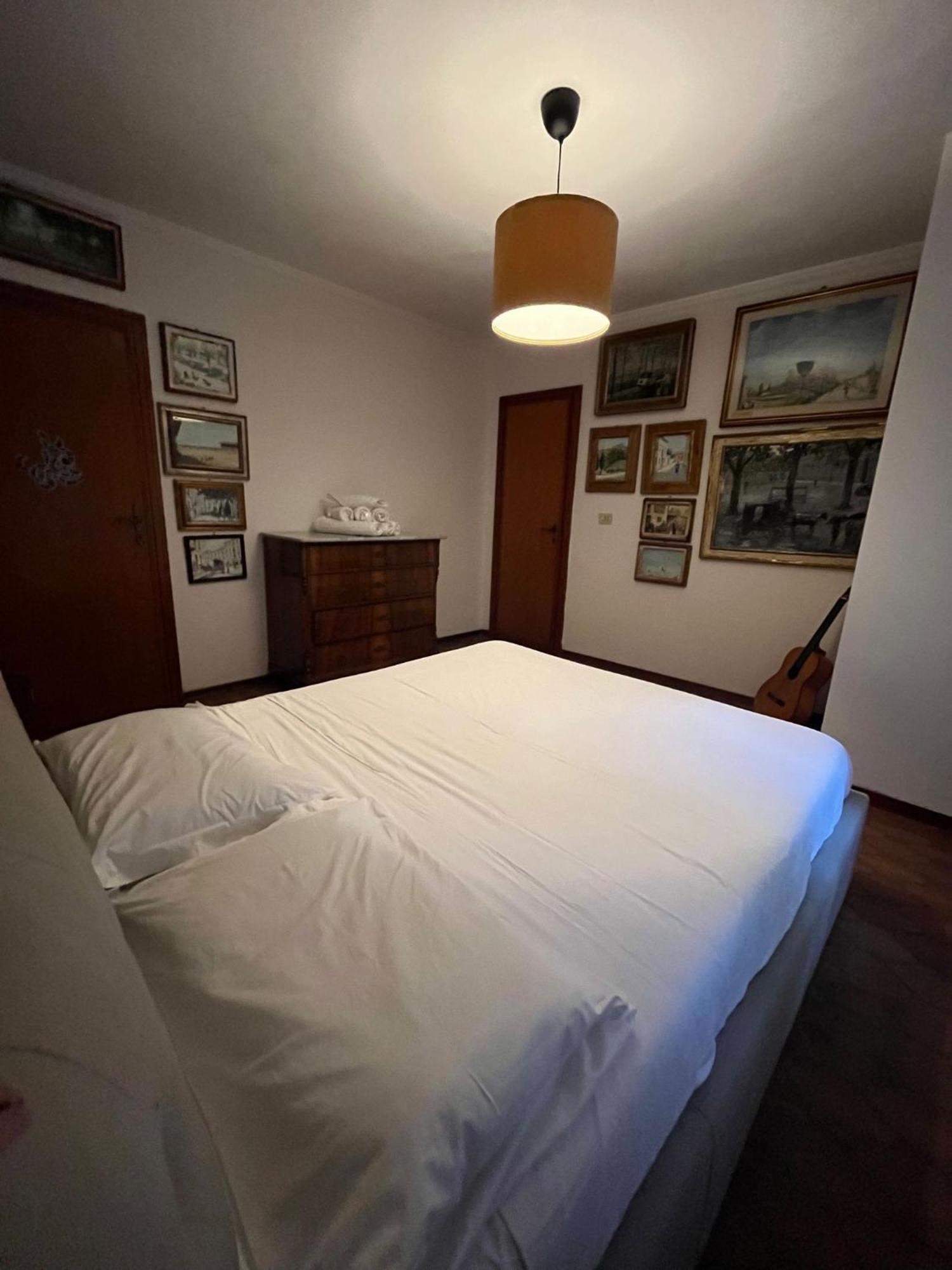 فندق Enzo'S House لوكا المظهر الخارجي الصورة