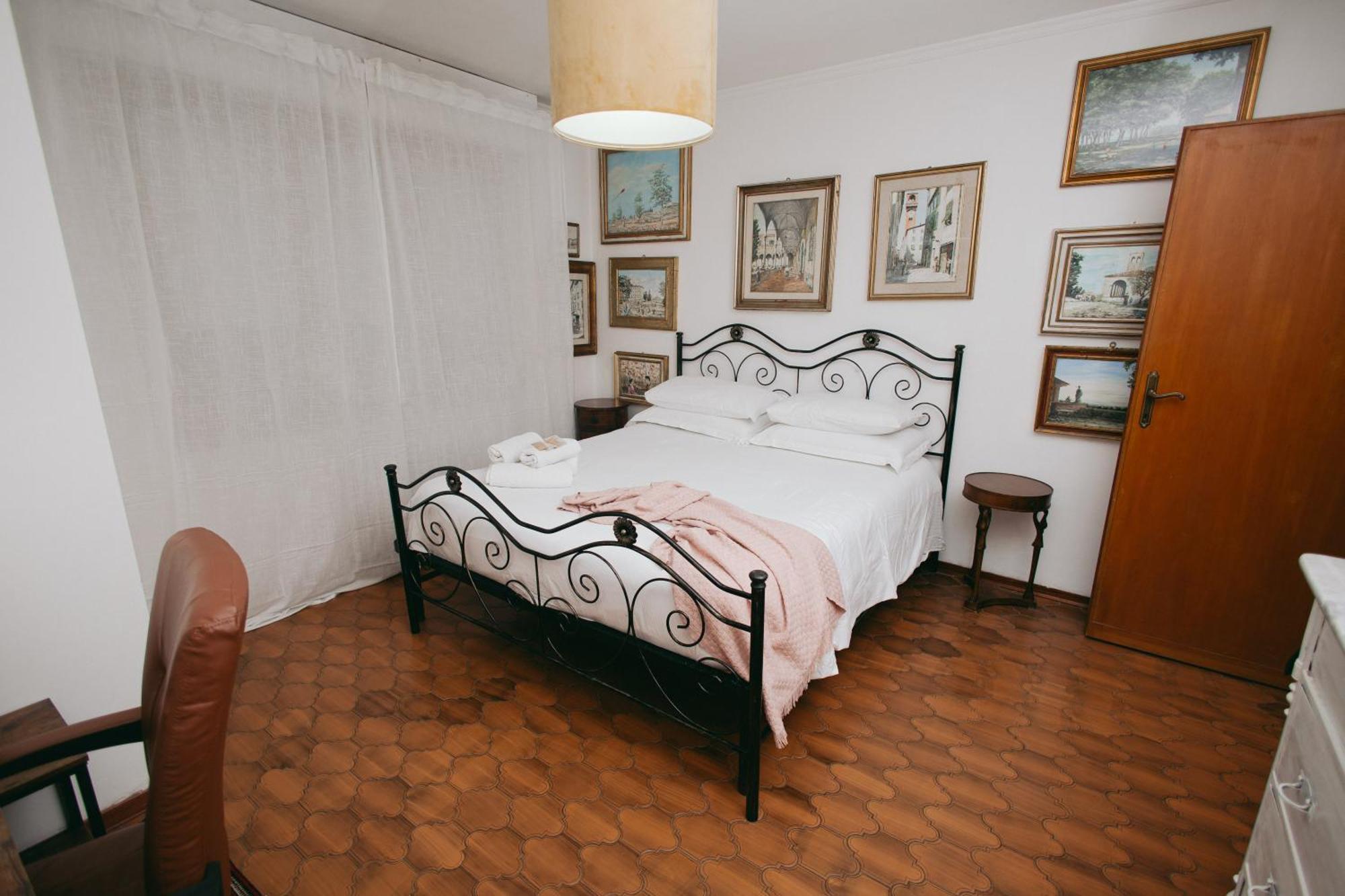 فندق Enzo'S House لوكا المظهر الخارجي الصورة