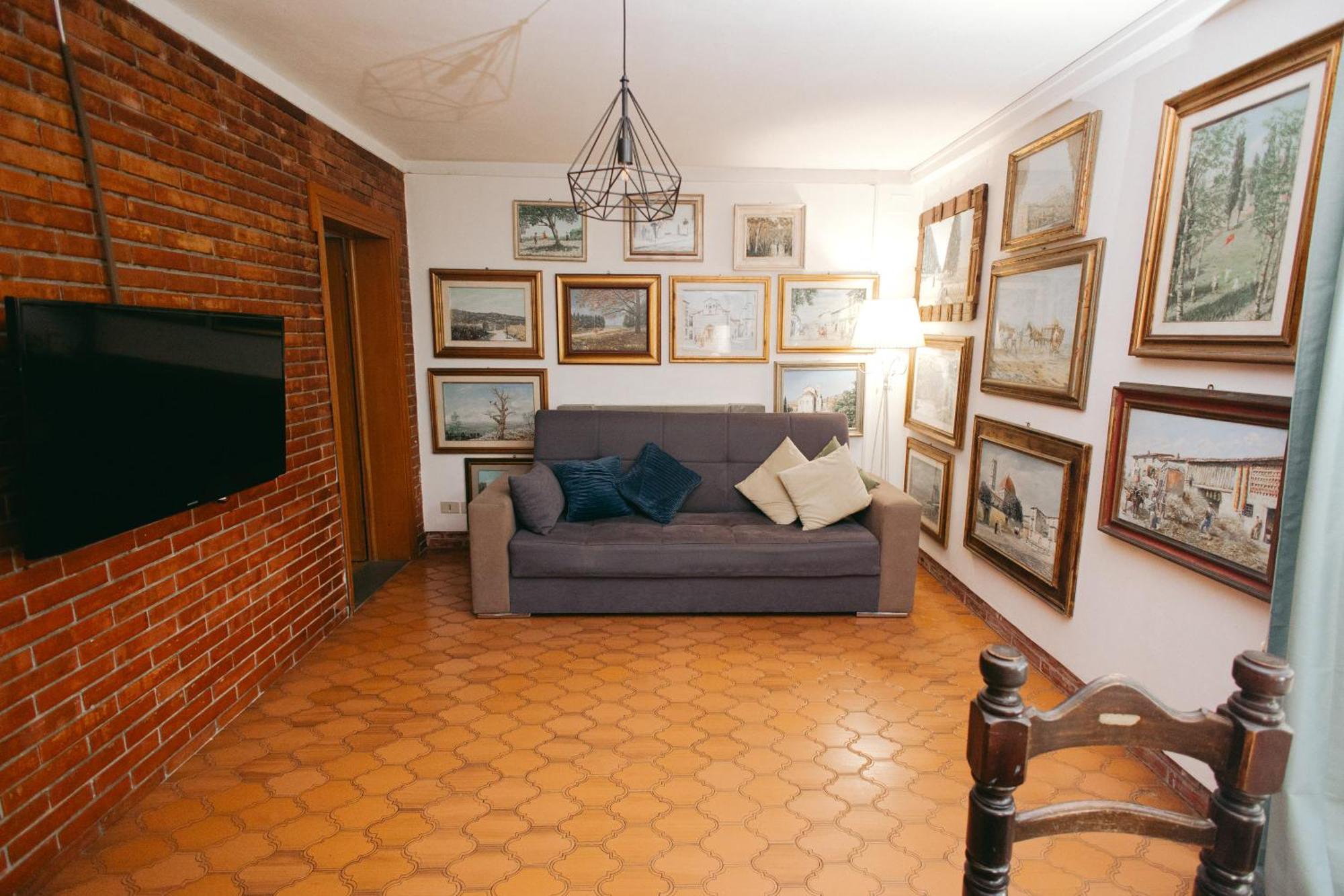 فندق Enzo'S House لوكا المظهر الخارجي الصورة