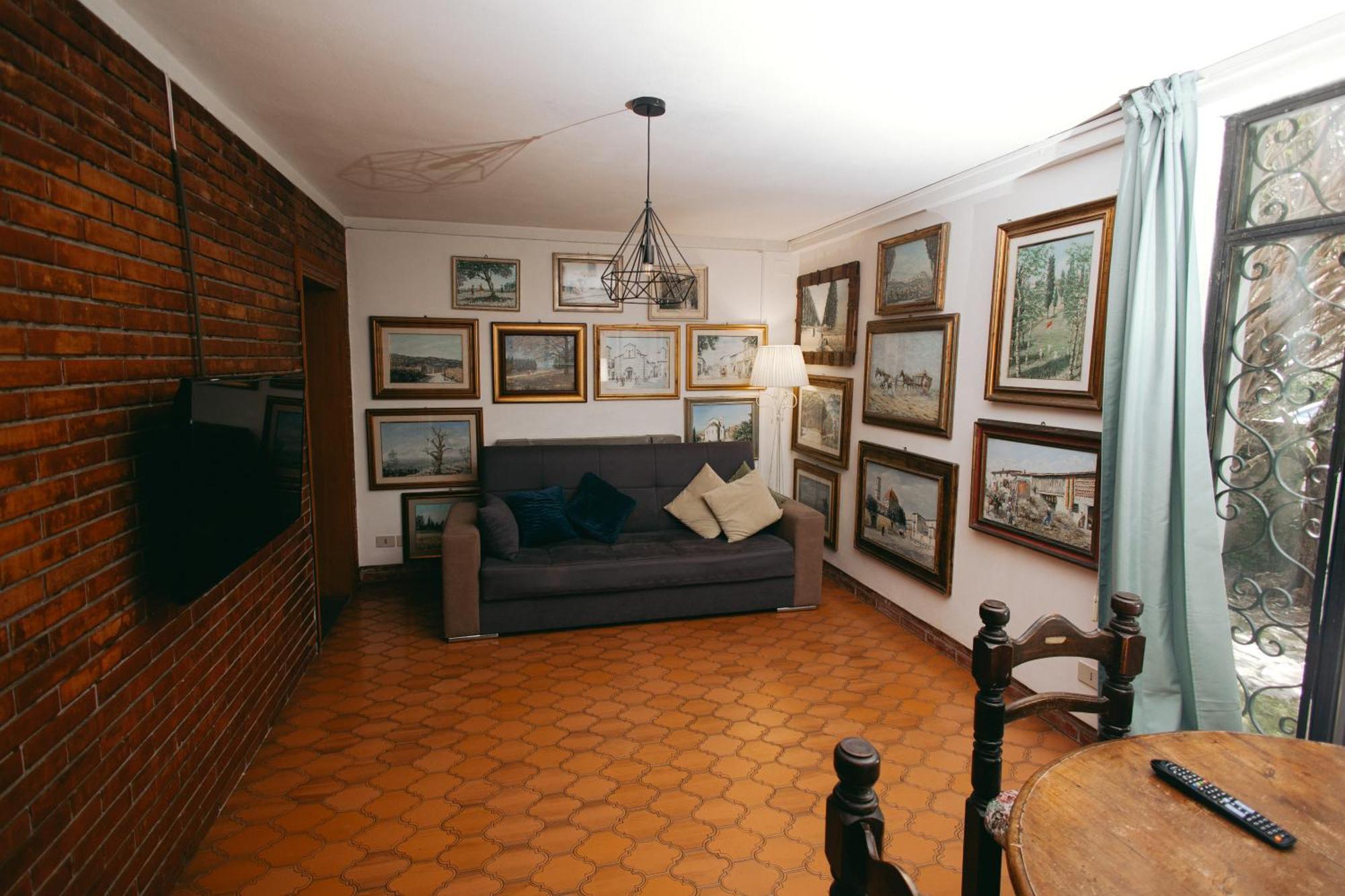 فندق Enzo'S House لوكا المظهر الخارجي الصورة
