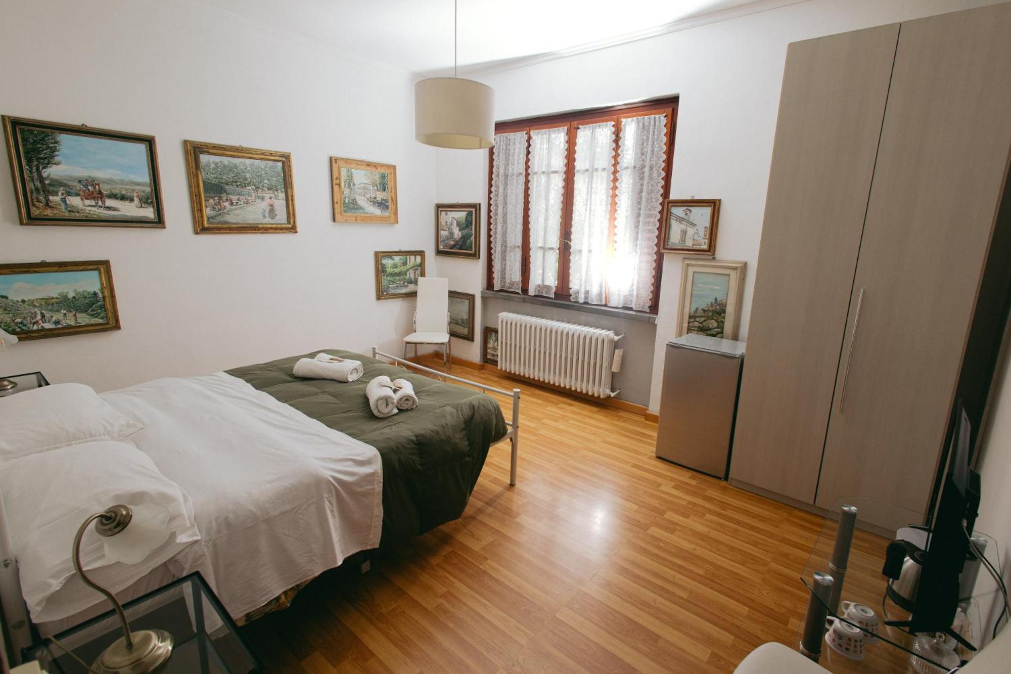 فندق Enzo'S House لوكا المظهر الخارجي الصورة