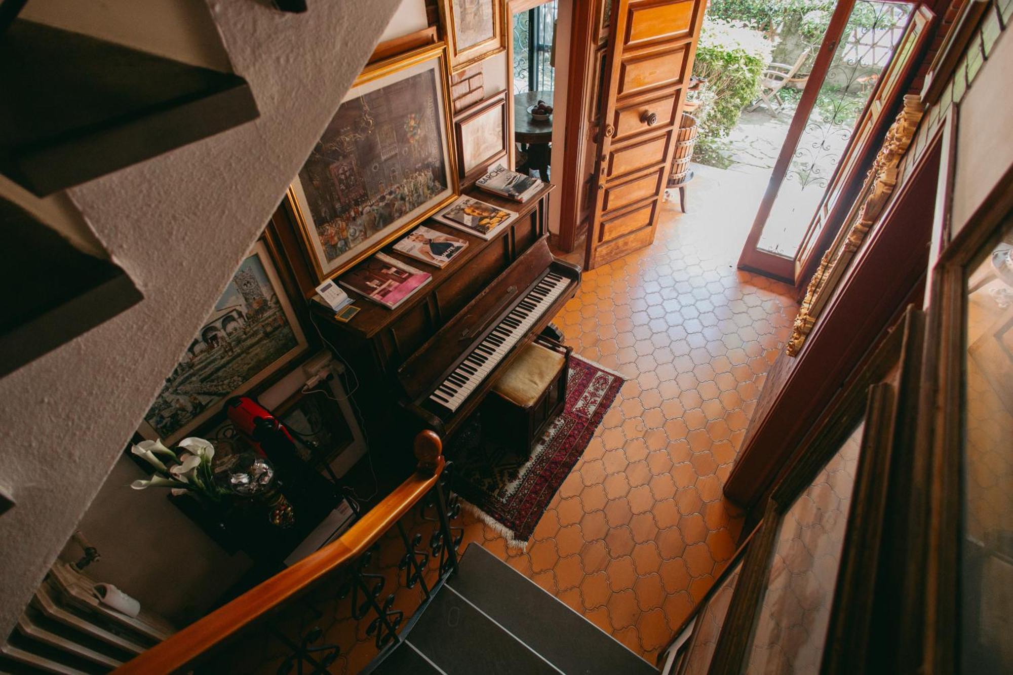 فندق Enzo'S House لوكا المظهر الخارجي الصورة